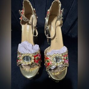 Elegant Embroidered Red Heels(Round Toe)